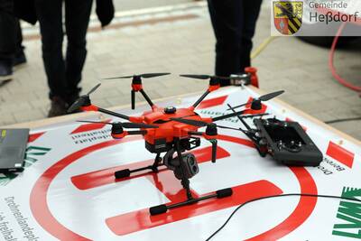 Die neu angeschafften Drohne mit Wärmebildkamera der FFW Heßdorf kommt nicht nur bei der Bekämpfung von Bränden, sondern auch der Suche nach vermissten Personen zum Einsatz.
