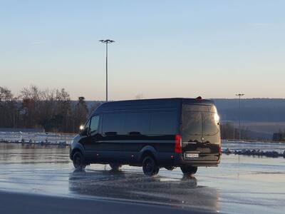 Dabei ging es nicht nur um die Beherrschung des Fahrzeuges bei trockener und nasser Fahrbahn...