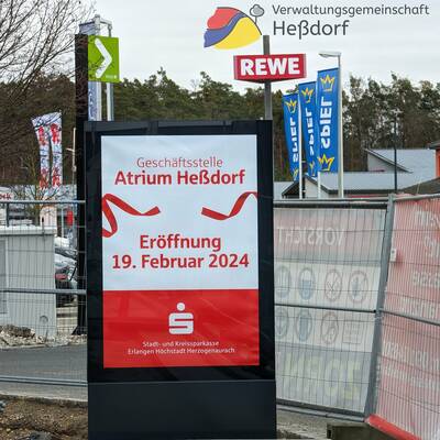 Am 19. Februar soll die neue Geschäftsstelle der Sparkasse Erlangen-Höchstadt in den sogenannten "Atrium Offices" im Gewerbepark Heßdorf eröffnet werden.
