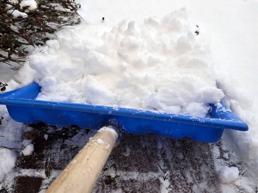 Schnee räumen (Symbolbild)