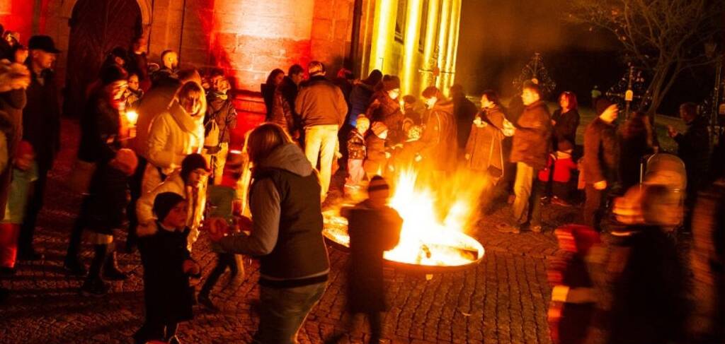 Nachtwanderung für Kinder in der Wehrkirche Hannberg am 31.10.2025 - Plakat