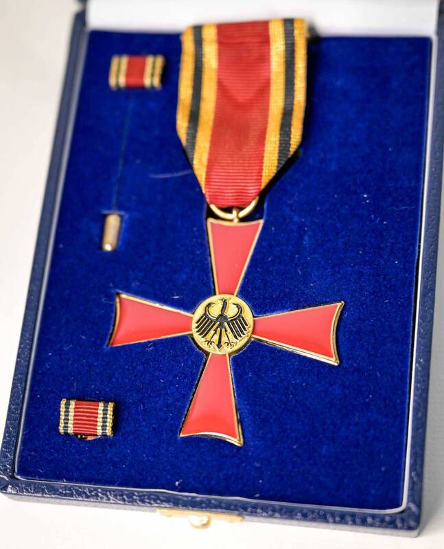 Verdienstkreuz am Bande der Bundesrepublik Deutschland