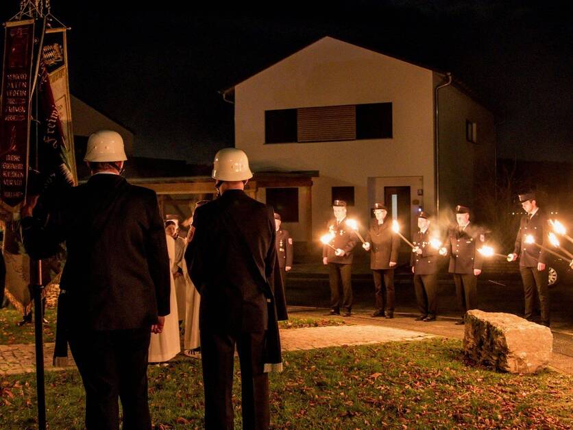 20251119 Totenehrung am Kriegerdenkmal in Untermembach