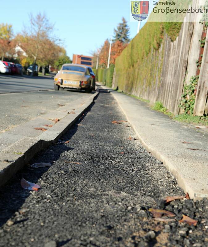 20221113 glasfaser bauarbeiten fussweg grossenseebach gartenstraße 04ac-674x800